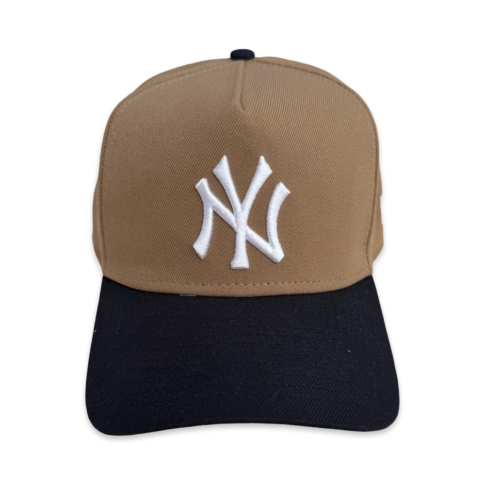 New Era 9FORTY New York Yankees Adjustable Cap – Like New